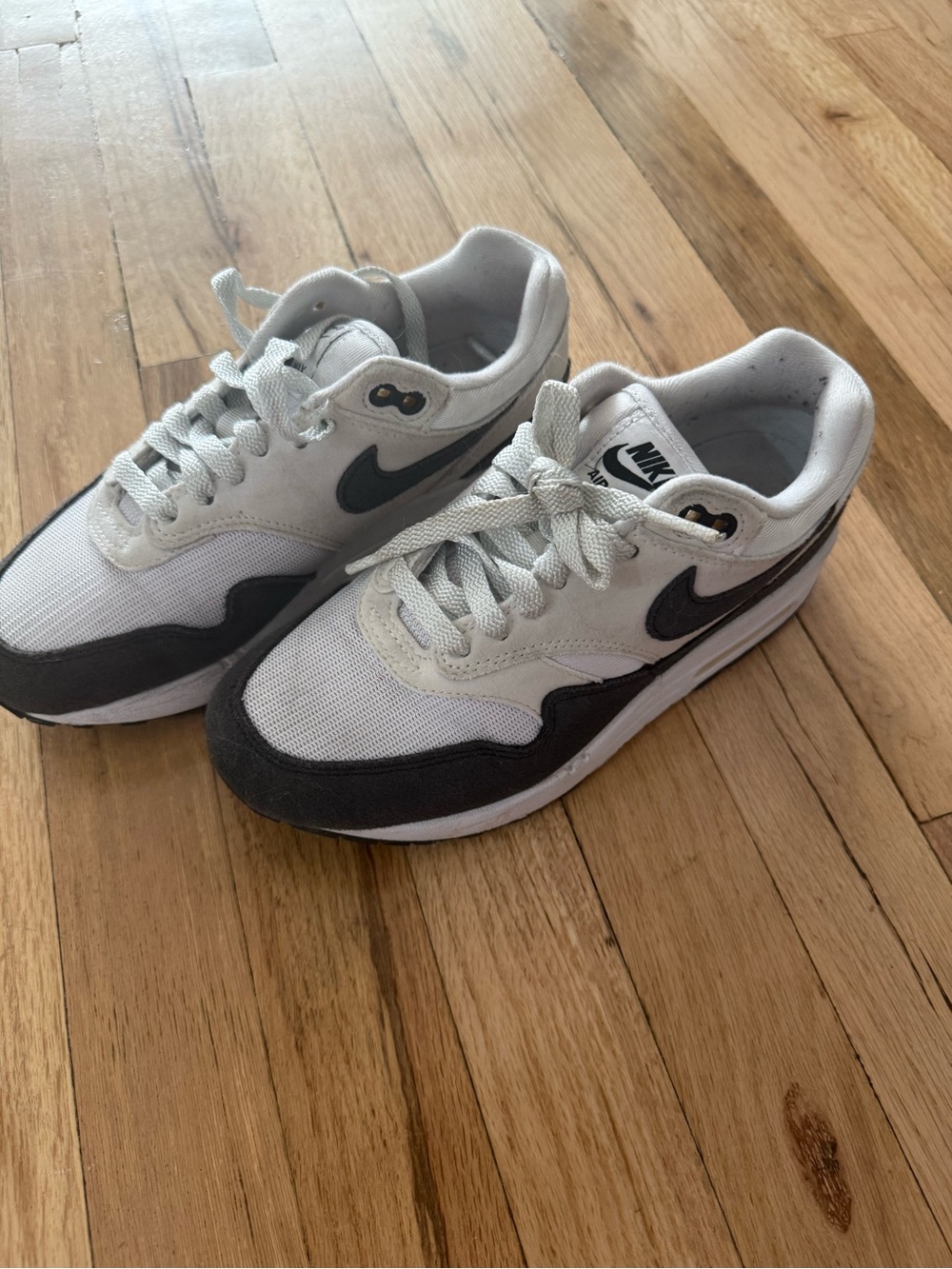Nike Kids White and Gray Low-Top Sneakers
